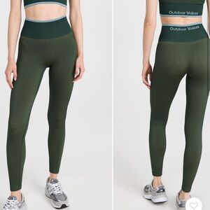 Outdoor Voices Seamless Rib 7/8 Leggings Size M NWT